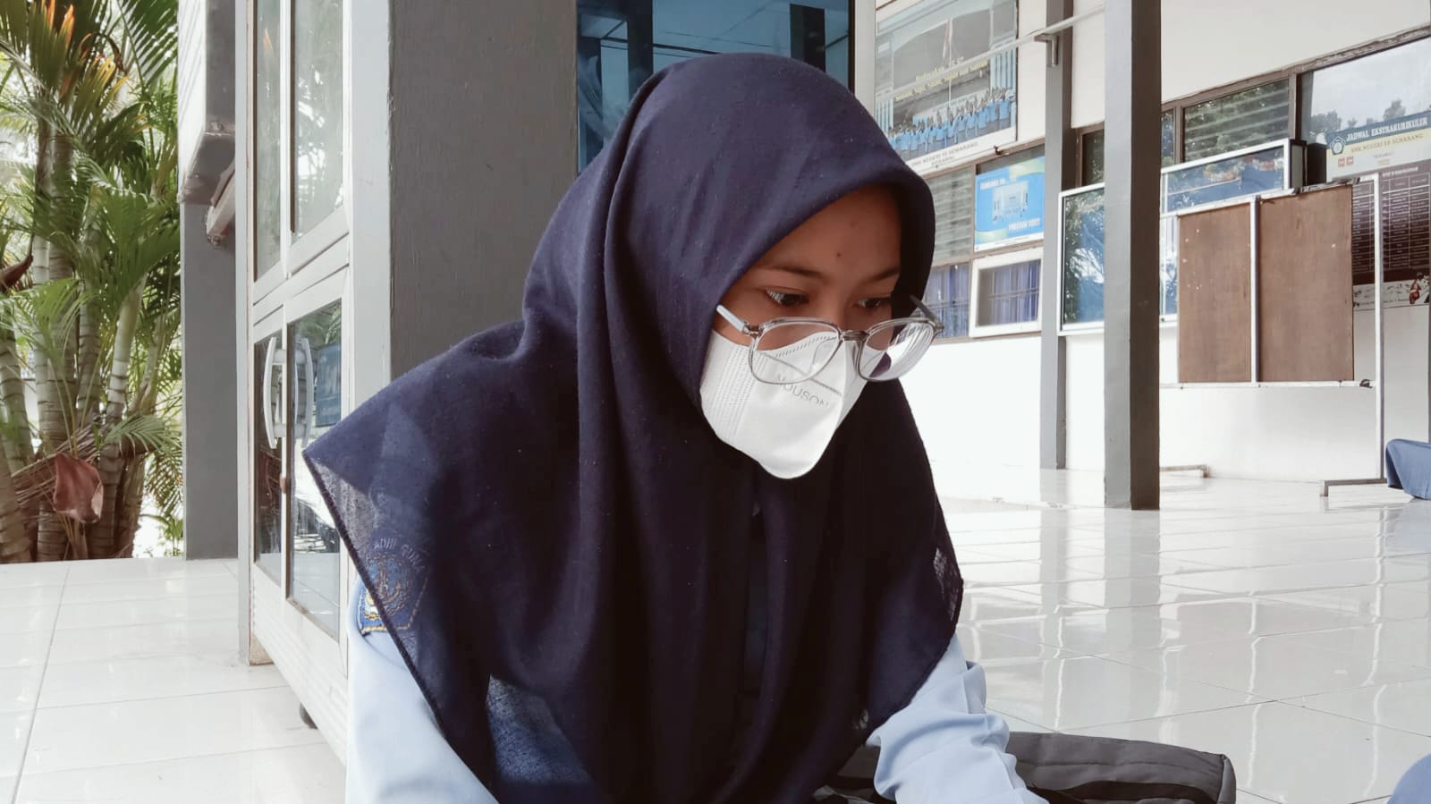 Alissia as SMK Negeri 10 Semarang Student